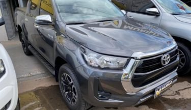 toyota-hilux-01