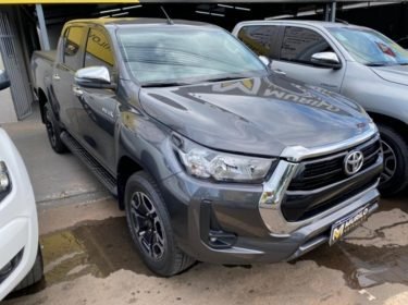 toyota-hilux-01